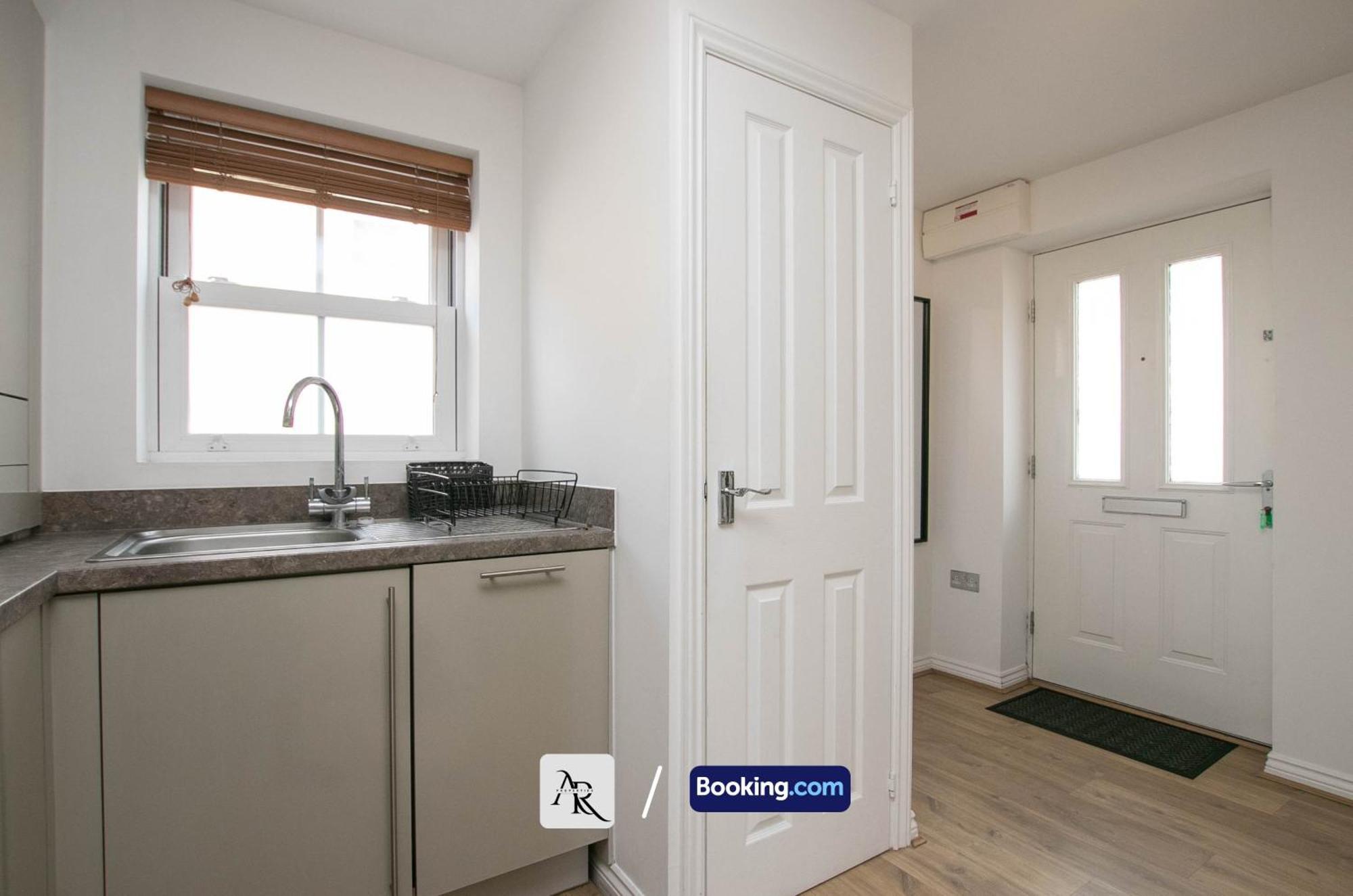 Cozy House By Ar Properties Short Lets & Serviced Accommodation コルチェスター エクステリア 写真